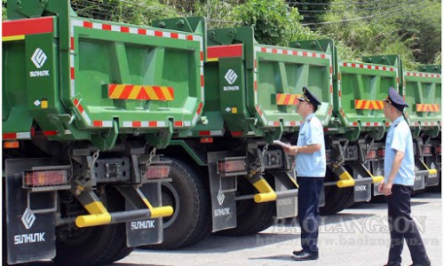 Lạng Sơn khởi tố doanh nghiệp buôn lậu hàng tỷ đồng