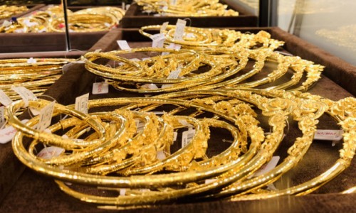 Giá vàng quay đầu tăng nhẹ sau cú sụt giảm phiên trước