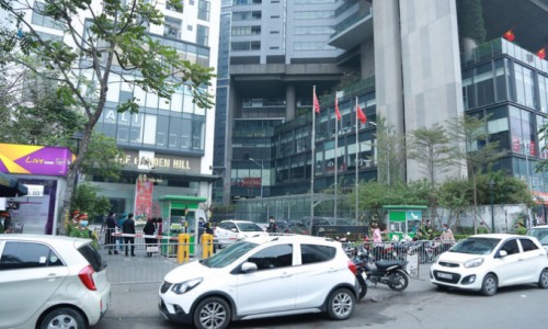 Hà Nội: Ca mắc Covid-19 ở Chung cư Garden Hill lây cho con gái và người giúp việc