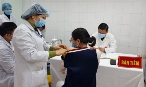 Vaccine Covid-19 tiến tới sẽ tiêm miễn phí mở rộng