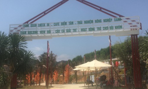 Biến khu đất trồng tre thành điểm dừng chân: Lừa dối chính quyền địa phương