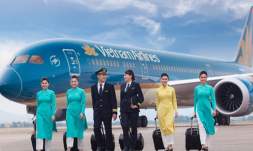 Lợi nhuận âm gần 11.000 tỷ đồng, cổ phiếu Vietnam Airlines bị đưa vào diện cảnh báo