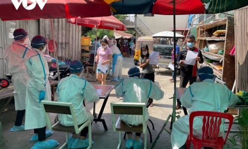 Ấn Độ vẫn là tâm dịch, Campuchia phát hiện số ca mắc COVID-19 mới cao kỷ lục