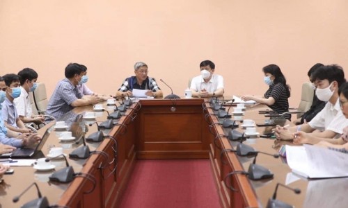 35 chuyên gia Việt Nam sang Lào hỗ trợ chống dịch