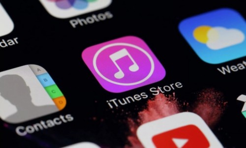 Apple bị kiện tập thể bởi nút