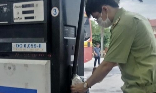 Nam Định: Phát hiện hơn 20.000 lít dầu Diesel không đảm bảo chất lượng