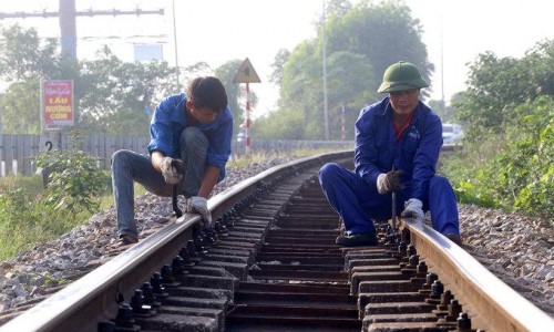 Bộ GTVT phải đặt hàng bảo trì hạ tầng đường sắt trước ngày 24/5