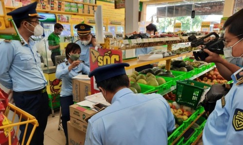Sóc Trăng: Lập biên bản cửa hàng Bách Hóa Xanh bán hàng cao hơn giá niêm yết