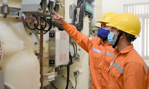 Thủ tướng đồng ý giảm giá điện cho đối tượng bị ảnh hưởng bởi dịch Covid-19