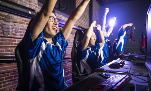 Giới đầu tư bán tháo cổ phiếu các hãng game Trung Quốc