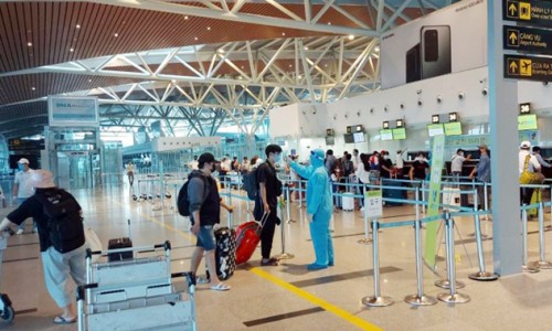 Cục Hàng không yêu cầu dừng bán vé máy bay nội địa, trả lại tiền cho khách