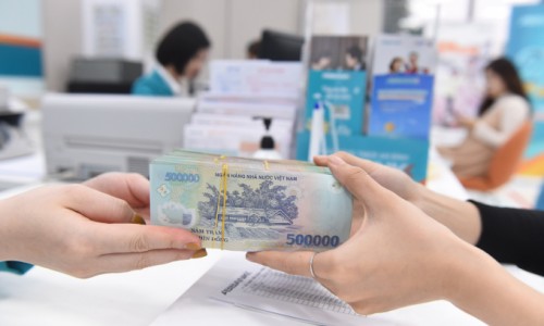 Tín dụng toàn nền kinh tế đạt trên 9,8 triệu tỷ đồng, tăng hơn 7%