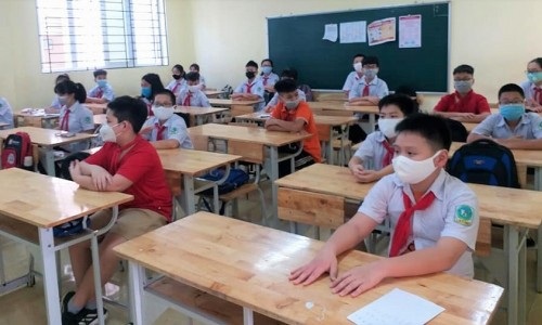 Hà Nội: Đề xuất thu phí học trực tuyến bằng 75% so học trực tiếp