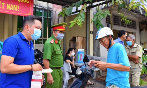 Phạt tới 3 triệu đồng người không đeo khẩu trang, không khai báo y tế từ 1/1/2022