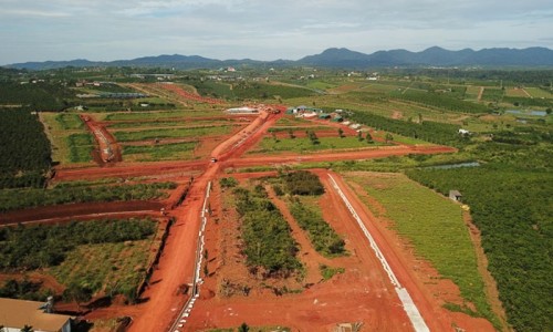 Lâm Đồng siết chặt, xử lý tình trạng hiến đất làm đường