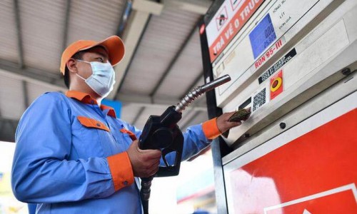 Thường vụ Quốc hội xem xét giảm thuế bảo vệ môi trường đối với xăng dầu vào ngày 23/3