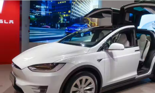 Tesla thu hồi hàng trăm nghìn ô tô ở Trung Quốc vì các vấn đề an toàn