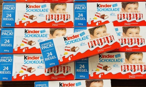 Thu hồi kẹo Kinder do có khả năng nhiễm khuẩn Samonella spp