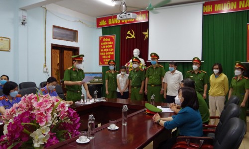 Giám đốc CDC Hà Giang bị bắt để điều tra nhận hối lộ hàng tỷ đồng của Việt Á