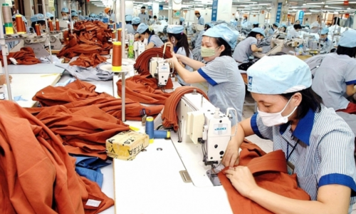 Mỹ tăng nhập khẩu quần áo và dày dép từ Việt Nam