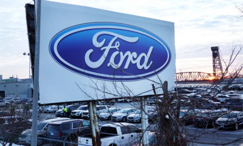 Ford triệu hồi 350.000 xe SUV vì nguy cơ hoả hoạn, cảnh báo nên đậu xe ngoài trời