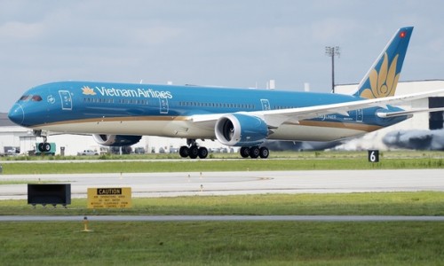 Vietnam Airlines sẽ bán máy bay do lỗ nặng, cổ phiếu bị kiểm soát