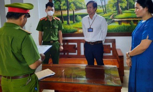 Bắt Giám đốc CDC Đà Nẵng liên quan đến Việt Á