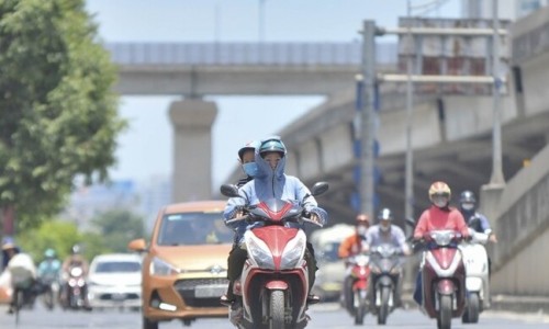 Miền Bắc ngày nắng nóng, đêm có mưa