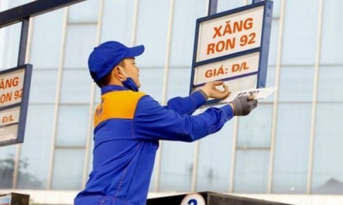 Giá xăng có thể giảm thêm tới 3.000 đồng/ lít vào ngày 21/7