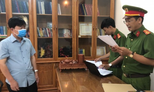 Bắt Giám đốc CDC Cà Mau do liên quan đến Công ty Việt Á