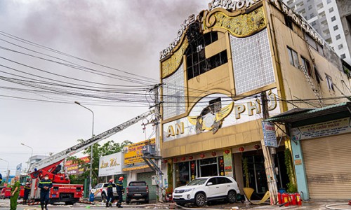 Thủ tướng yêu cầu tổng kiểm tra, rà soát hoạt động kinh doanh dịch vụ karaoke