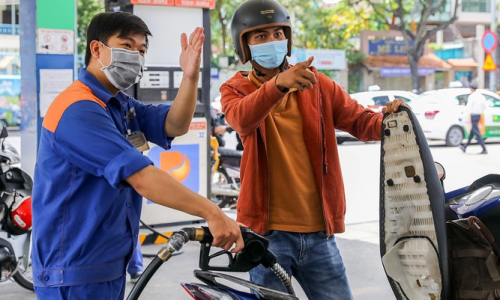 Giá xăng, dầu tiếp tục giảm