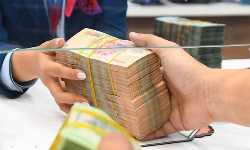 Tăng mức trần lãi suất tiền gửi từ ngày 23/9
