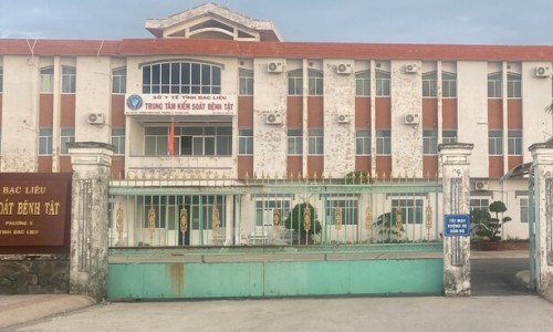 Giám đốc CDC Bạc Liêu bị cảnh cáo vì liên quan Công ty Việt Á