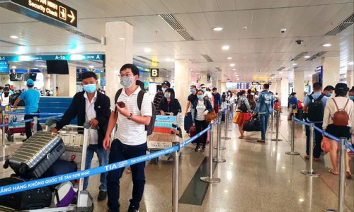Tăng hơn 8.000 chuyến bay dịp Tết Quý Mão