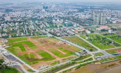 Lập tổ công tác "giải cứu" các dự án bất động sản