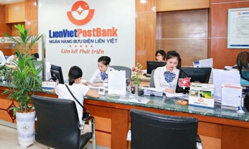 Dòng tiền kinh doanh âm nặng, nợ xấu tăng: LienVietPostBank gấp rút mua lại 1.100 tỷ đồng trái phiếu trước hạn