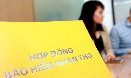 Yêu cầu SCB giải quyết việc gửi tiết kiệm thành "ký hợp đồng bảo hiểm Manulife"