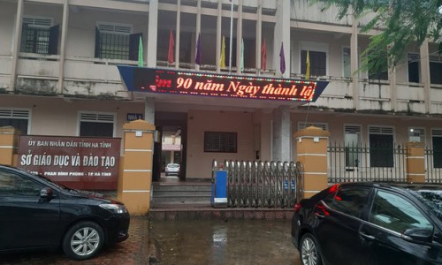 Loạt lãnh đạo Sở GD&ĐT Hà Tĩnh bị kiểm điểm