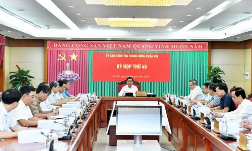 Kỷ luật Giám đốc Sở, Phó Chủ tịch; nguyên Bí thư Thành ủy, Chủ tịch HĐND, Chủ tịch UBND thành phố Lai Châu