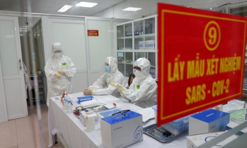 Hà Nội: Một phụ nữ ở Cầu Giấy tái dương tính Covid-19 sau 2 ngày ra viện