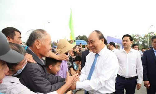 Thủ tướng Nguyễn Xuân Phúc dự lễ khánh thành cầu Cửa Hội nối 2 tỉnh Nghệ An và Hà Tĩnh