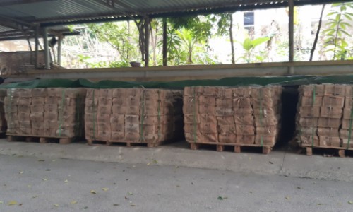 Tuyên Quang: Phát hiện, thu giữ 20 tấn gạch ốp lát nghi nhập lậu