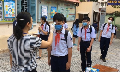 Học sinh TPHCM kết thúc thi học kỳ trước 9/5