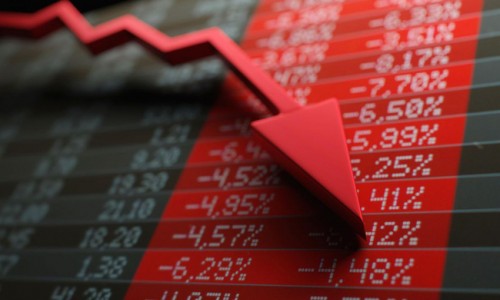 Bitcoin lao dốc, rơi khỏi mốc 30.000 USD, chứng khoán ngập trong sắc đỏ