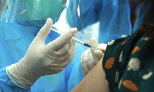 Hướng dẫn phòng phản ứng phản vệ có thể xảy ra khi tiêm vaccine phòng COVID-19
