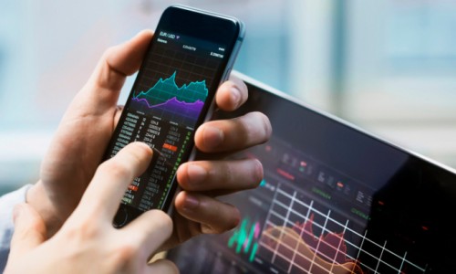 Thị trường rung lắc mạnh, VN-Index giảm điểm