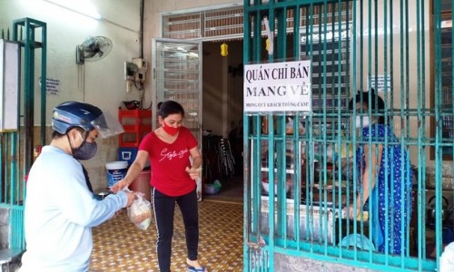 Nhiều quận, huyện Hà Nội cho phép bán hàng mang về từ 16/9