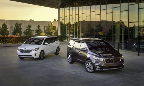 Gần 90.000 chiếc KIA Sedona bị triệu hồi vì lỗi đèn xi nhan