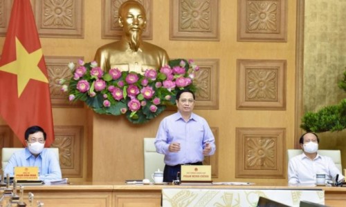 Thủ tướng: Xử lý nghiêm chủ đầu tư cản trở làm chậm tiến độ giao vốn